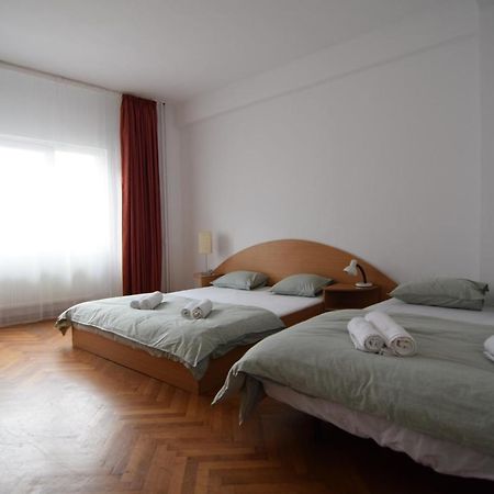 Апартаменты Resedinta Lui Calin - Downtown Park Cismigiu Бухарест Экстерьер фото