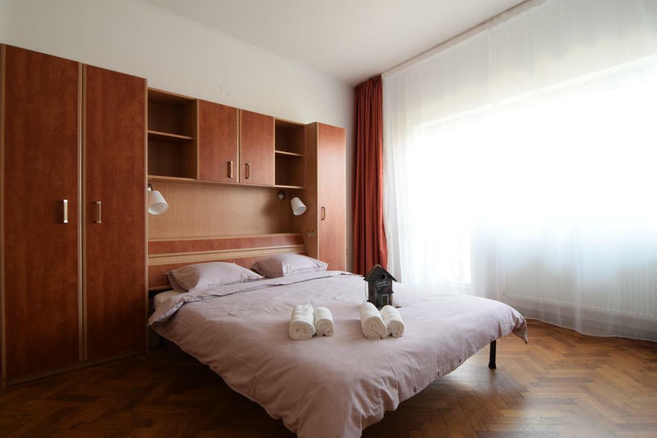 Апартаменты Resedinta Lui Calin - Downtown Park Cismigiu Бухарест Экстерьер фото