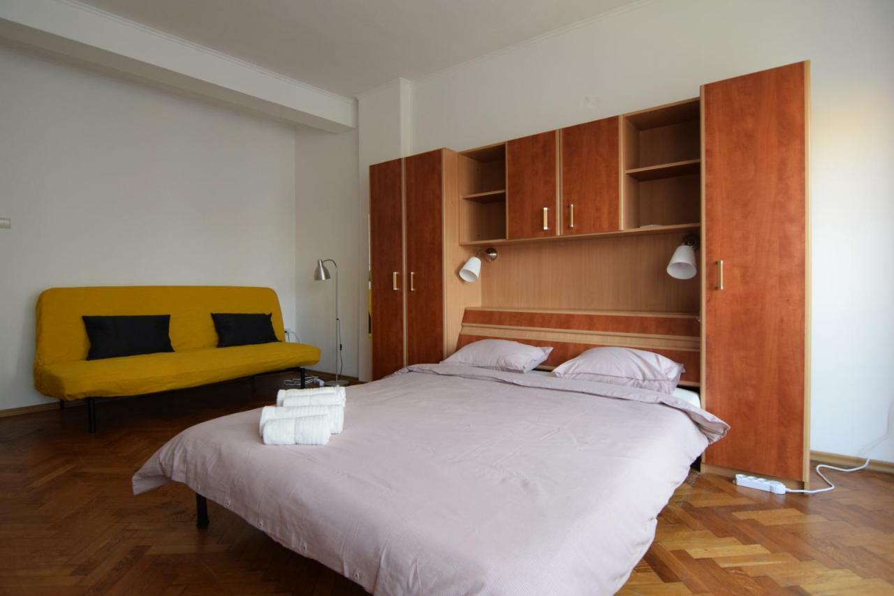 Апартаменты Resedinta Lui Calin - Downtown Park Cismigiu Бухарест Экстерьер фото